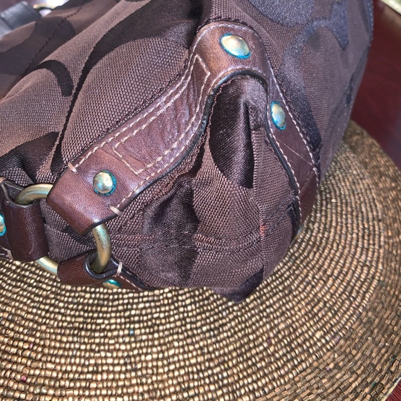 Coach Carly Signature Handbag - Picture 7 of 16